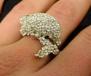 Stretchy Dolphin Rhinestone Ring